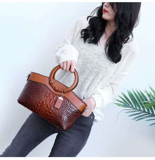 Bianca - Stylish Compact Bag