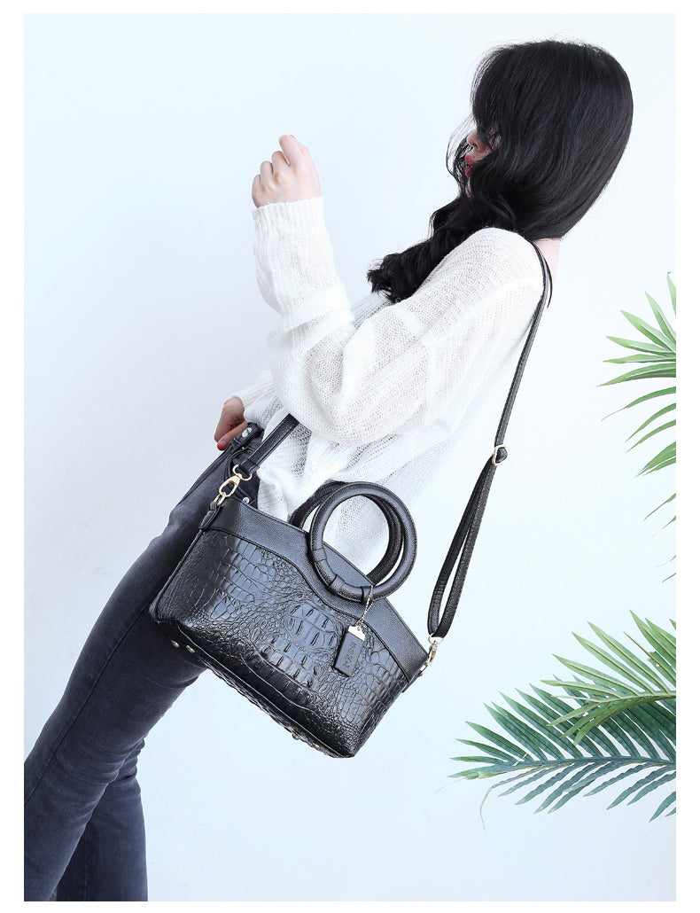 Bianca - Stylish Compact Bag